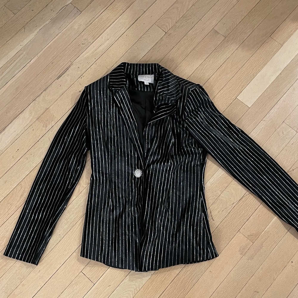Miss Circle black velvet silver lurex fitted sexy jacket blazer NWOT